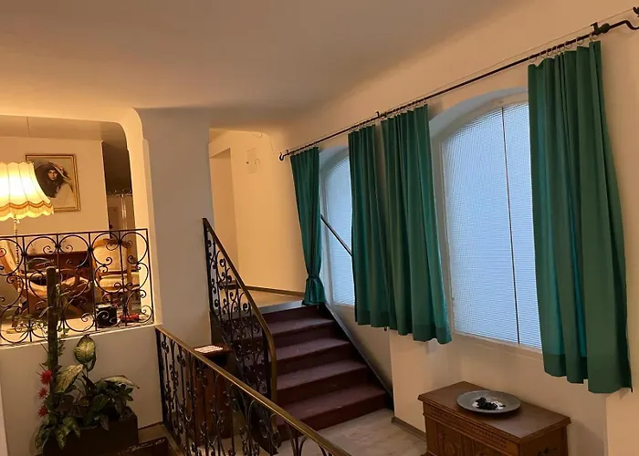 Post 12 Szálloda Braunau am Inn